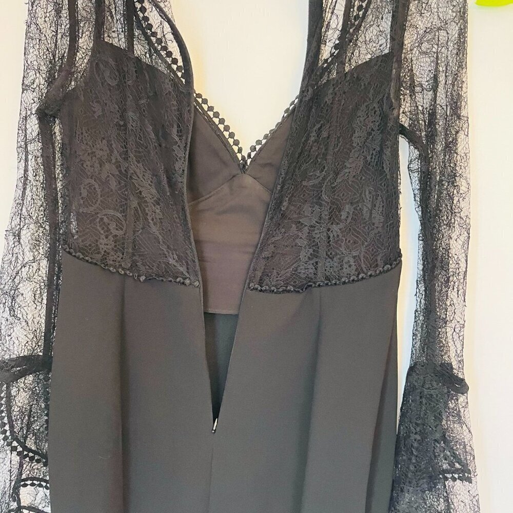 Nicholas Sheer Lace Bell Sleeve Cocktail Sheath Dress - Black - Size 6 - Picture 10 of 17